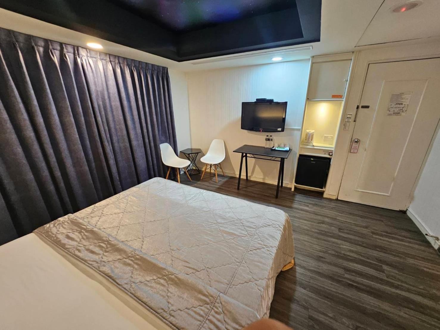 Joy Garden Hotel Kaohsiung Luaran gambar