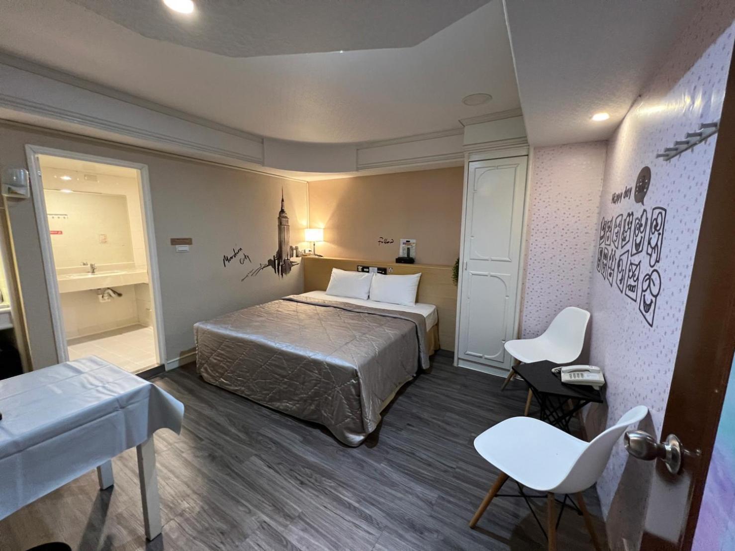 Joy Garden Hotel Kaohsiung Luaran gambar