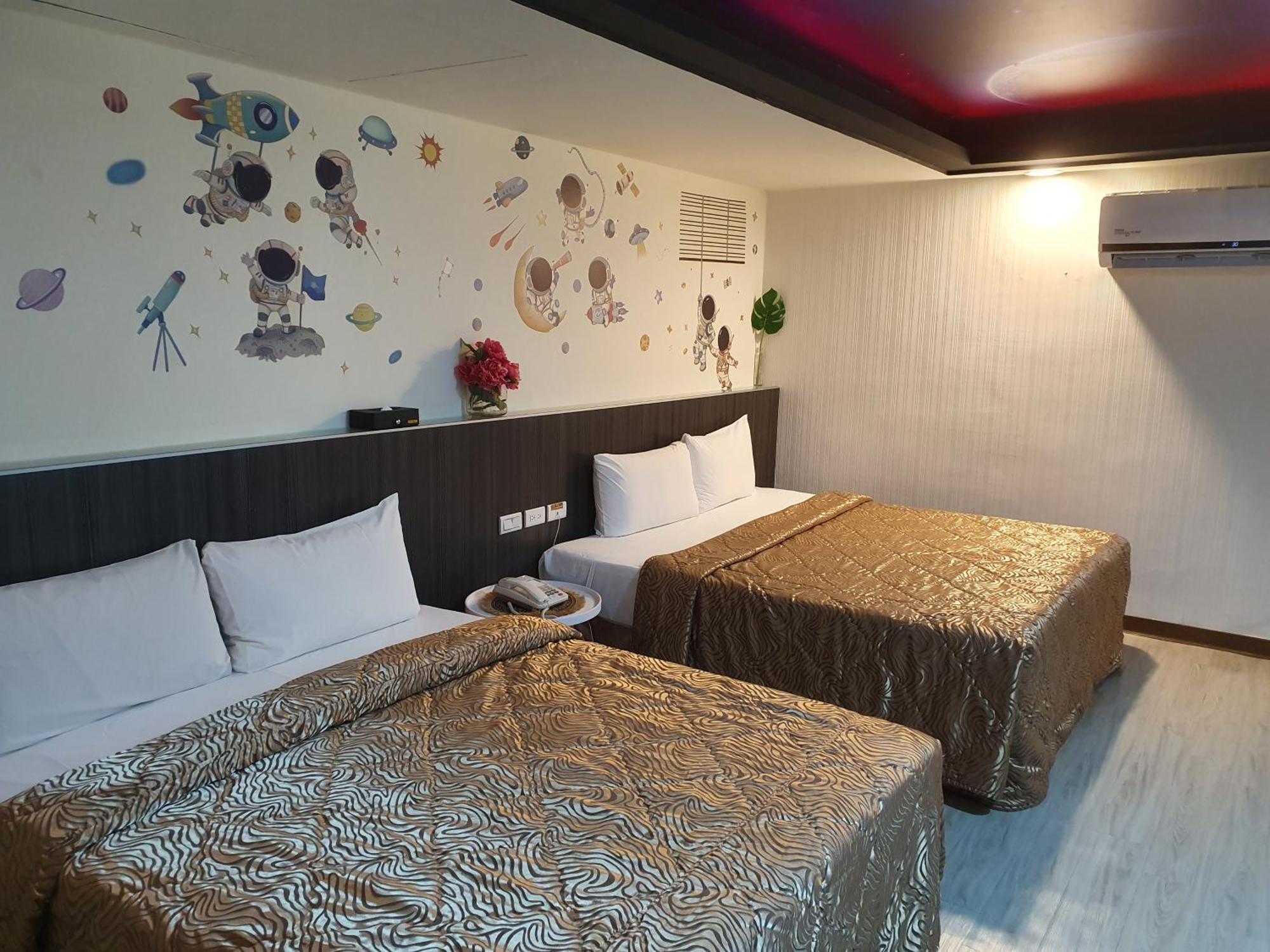 Joy Garden Hotel Kaohsiung Luaran gambar